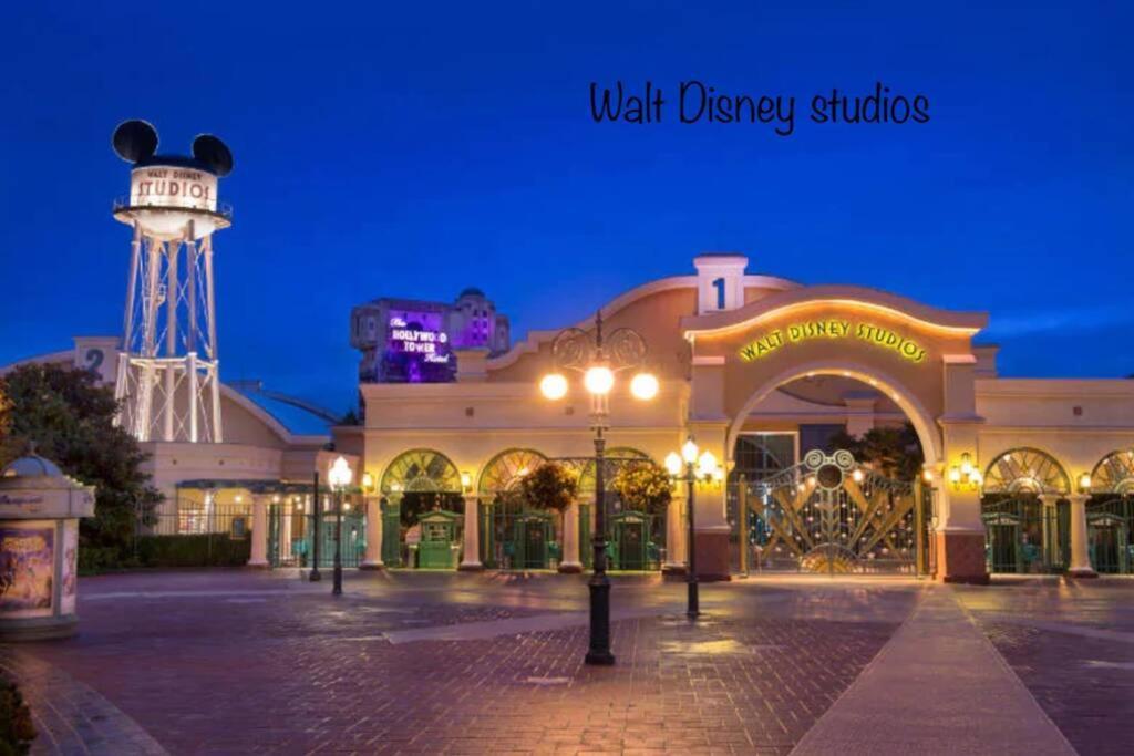 Studio 2 Adultes 2 Enfants Parcs Disneyland Paris Montévrain Zewnętrze zdjęcie